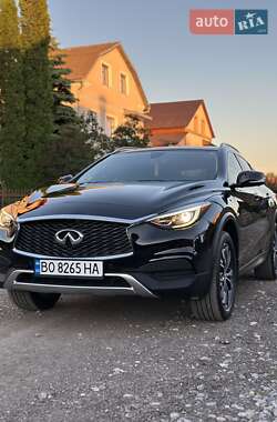 Позашляховик / Кросовер Infiniti QX30 2018 в Тернополі