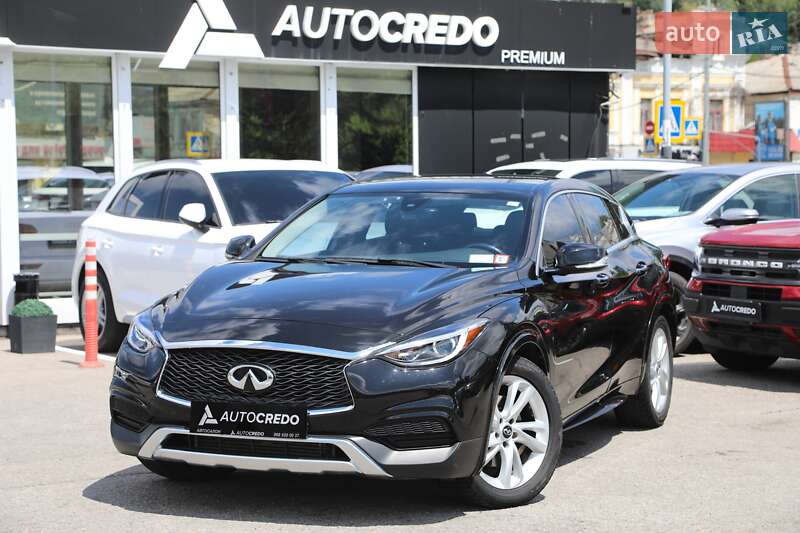 Позашляховик / Кросовер Infiniti QX30 2017 в Харкові