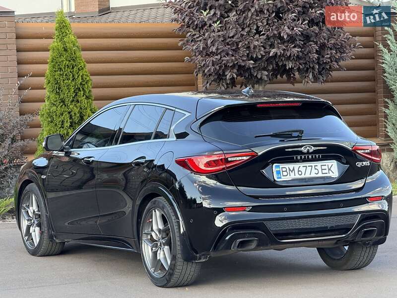 Внедорожник / Кроссовер Infiniti QX30 2016 в Киеве