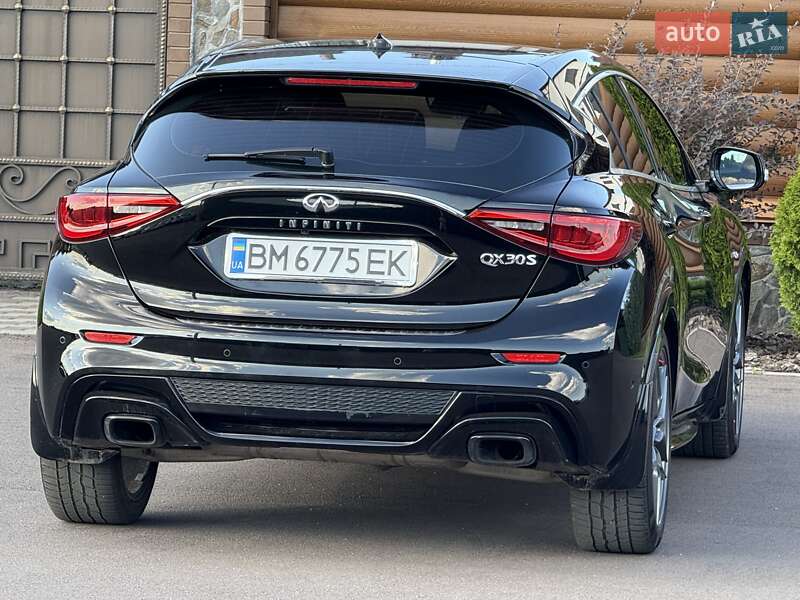 Внедорожник / Кроссовер Infiniti QX30 2016 в Киеве