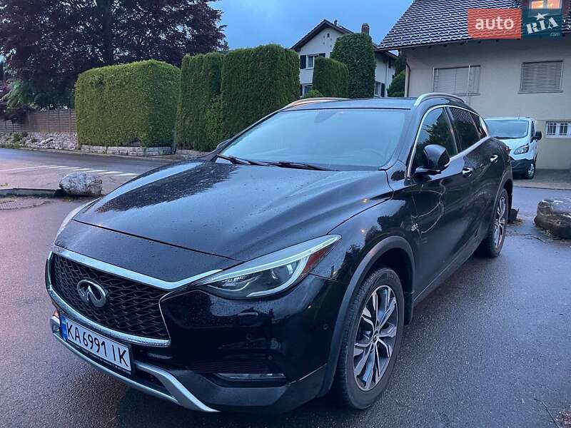 Внедорожник / Кроссовер Infiniti QX30 2016 в Одессе