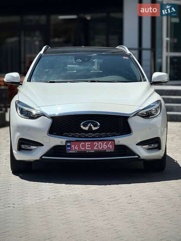 Позашляховик / Кросовер Infiniti QX30 2016 в Чернівцях фото 2 Позашляховик / Кросовер Infiniti QX30 2016 в Чернівцях