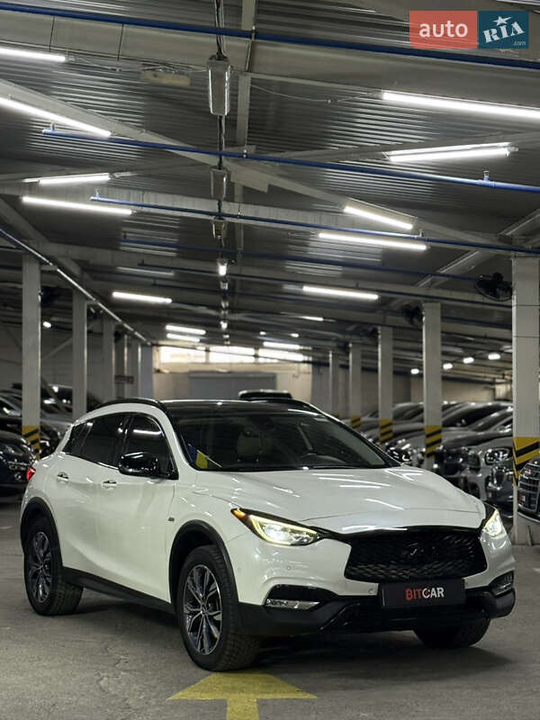 Позашляховик / Кросовер Infiniti QX30 2017 в Одесі
