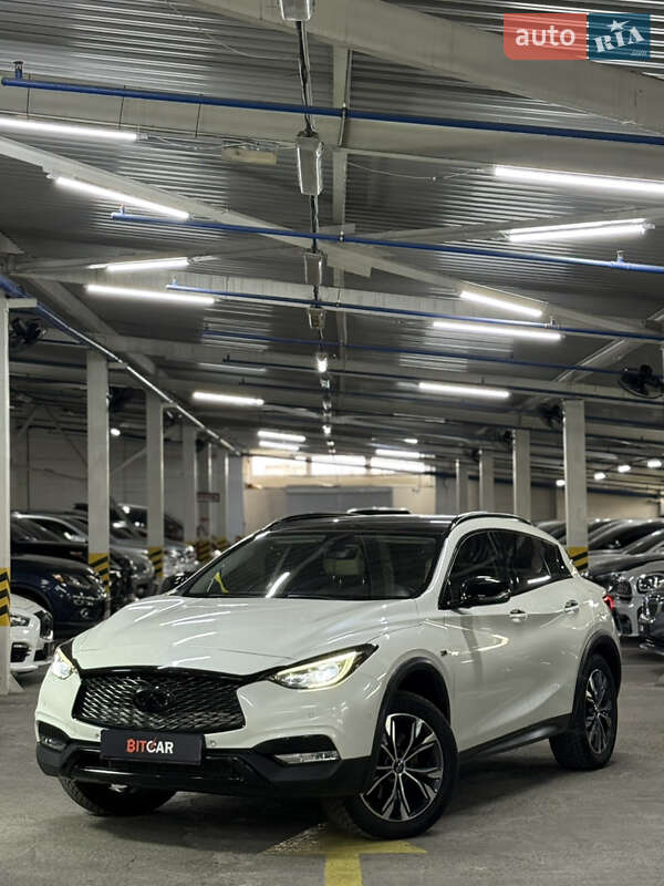 Позашляховик / Кросовер Infiniti QX30 2017 в Одесі