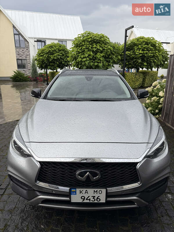 Infiniti QX30 2018