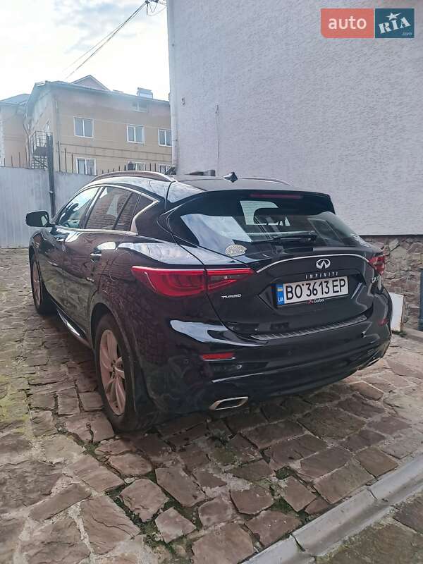 Позашляховик / Кросовер Infiniti QX30 2018 в Чорткові