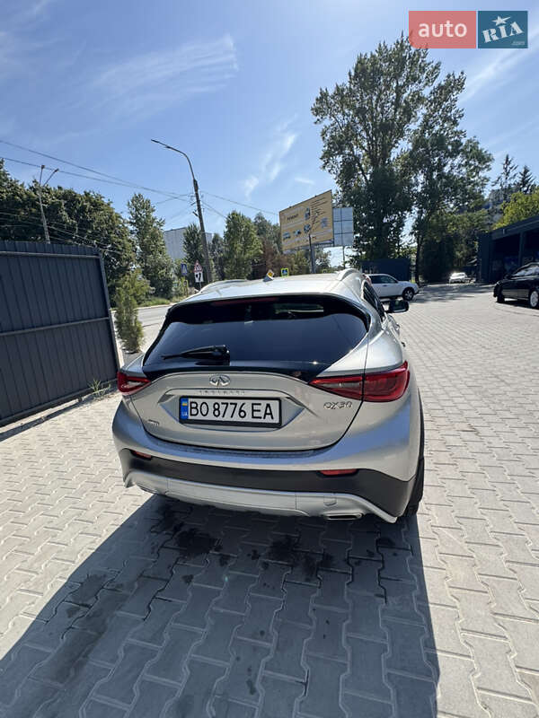 Внедорожник / Кроссовер Infiniti QX30 2016 в Тернополе