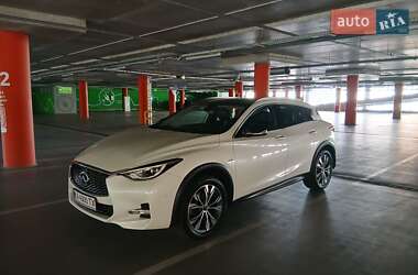 Внедорожник / Кроссовер Infiniti QX30 2016 в Киеве