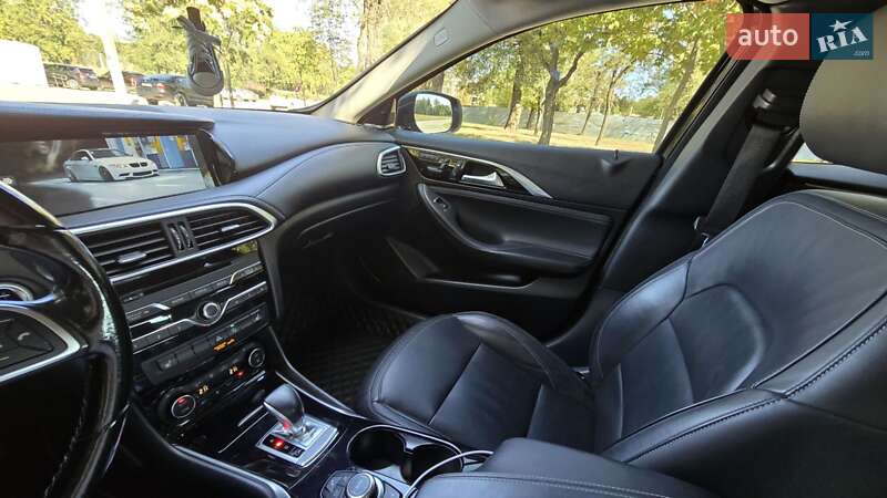 Внедорожник / Кроссовер Infiniti QX30 2017 в Кривом Роге