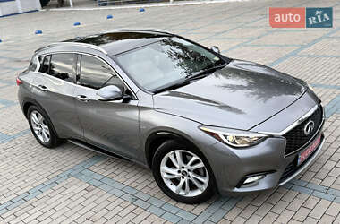 Внедорожник / Кроссовер Infiniti QX30 2016 в 