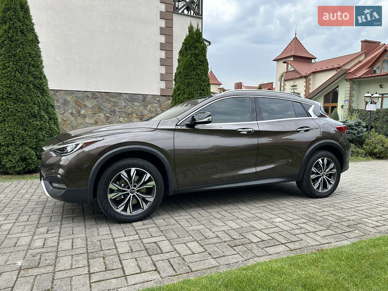Infiniti QX30 2018