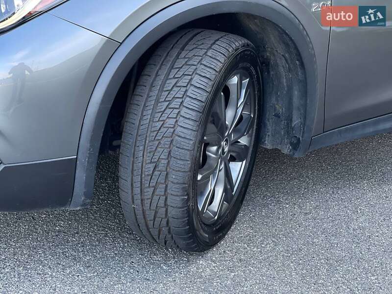 Позашляховик / Кросовер Infiniti QX30 2016 в Києві