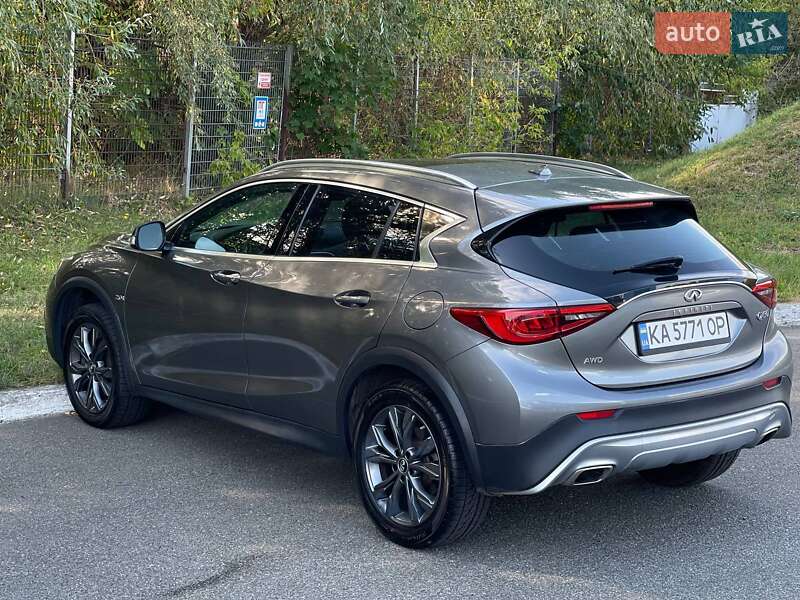 Позашляховик / Кросовер Infiniti QX30 2016 в Києві