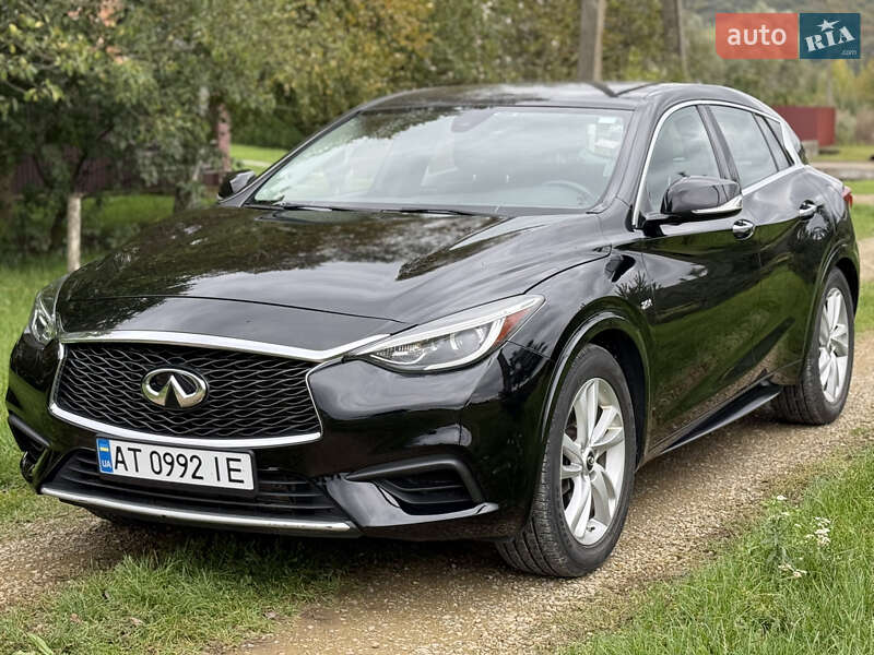 Внедорожник / Кроссовер Infiniti QX30 2017 в Ивано-Франковске