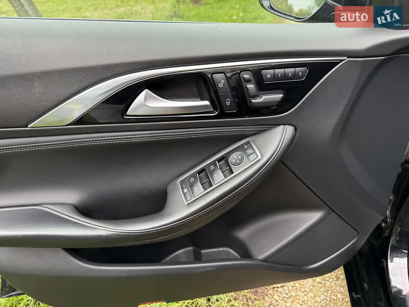 Внедорожник / Кроссовер Infiniti QX30 2017 в Ивано-Франковске