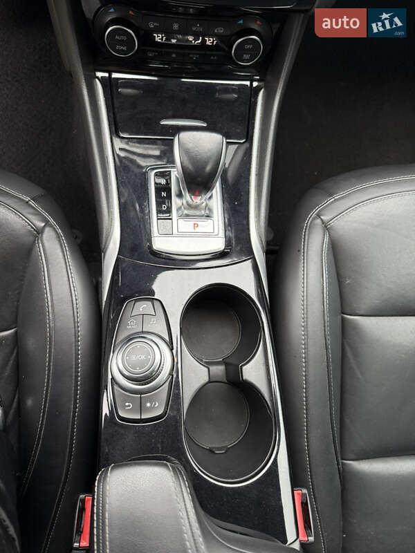 Внедорожник / Кроссовер Infiniti QX30 2017 в Ивано-Франковске