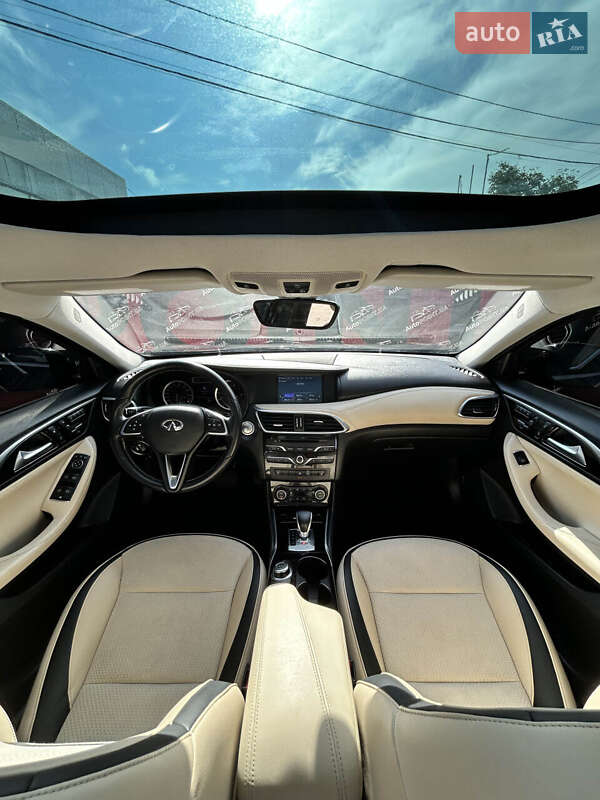 Внедорожник / Кроссовер Infiniti QX30 2018 в Сумах
