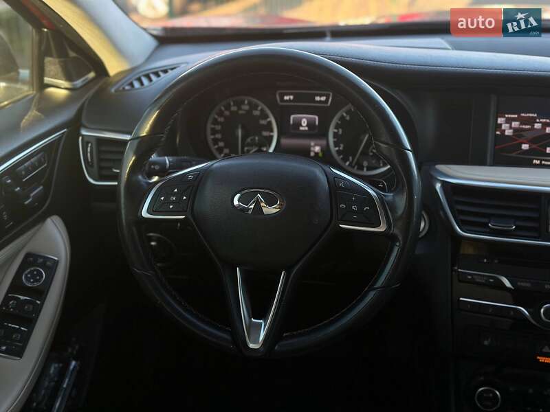 Внедорожник / Кроссовер Infiniti QX30 2017 в Одессе