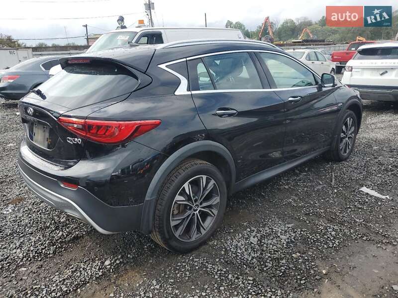 Позашляховик / Кросовер Infiniti QX30 2019 в Дніпрі
