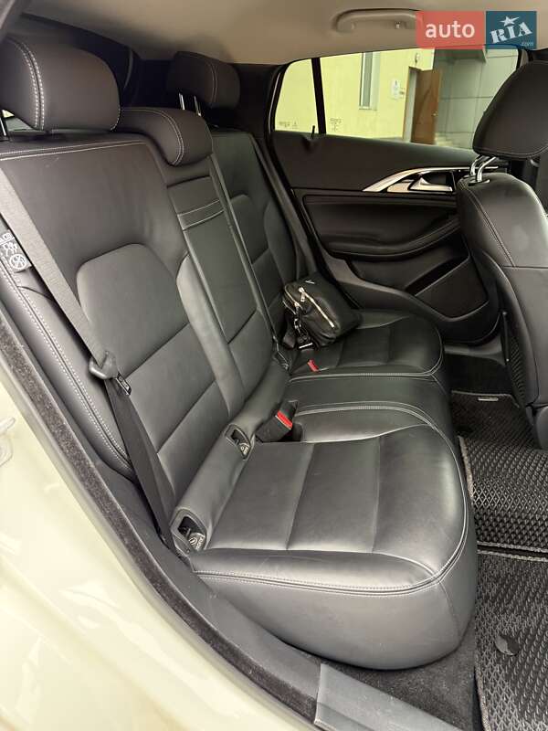 Внедорожник / Кроссовер Infiniti QX30 2017 в Одессе