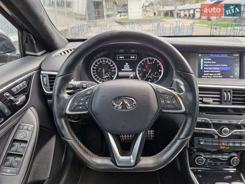 Позашляховик / Кросовер Infiniti QX30 2017 в Києві