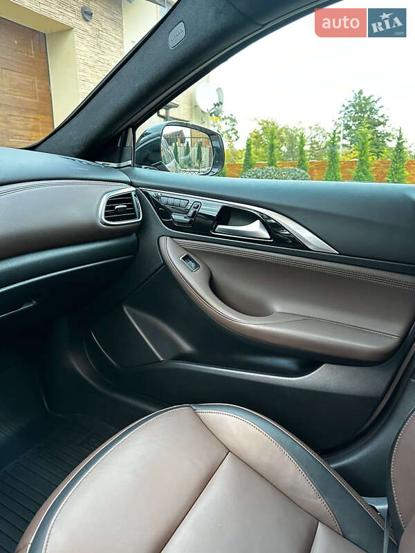 Позашляховик / Кросовер Infiniti QX30 2018 в Одесі