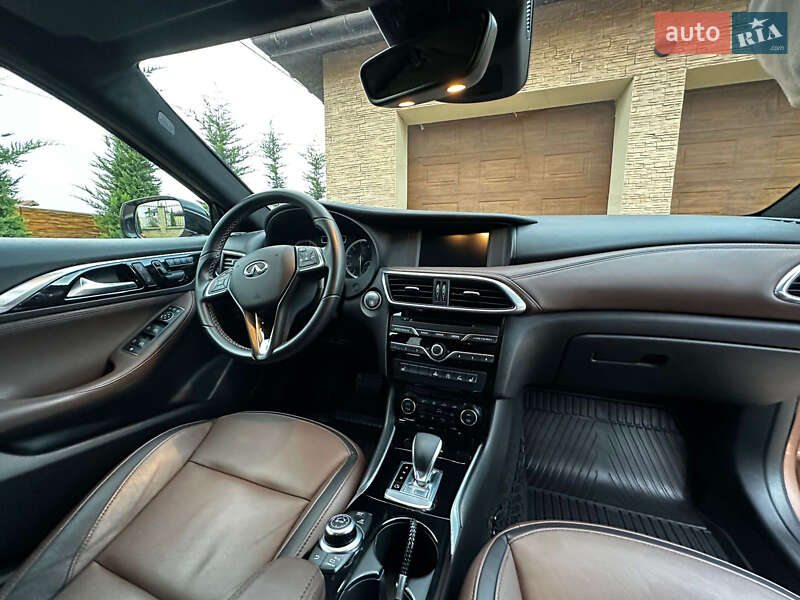 Позашляховик / Кросовер Infiniti QX30 2018 в Одесі