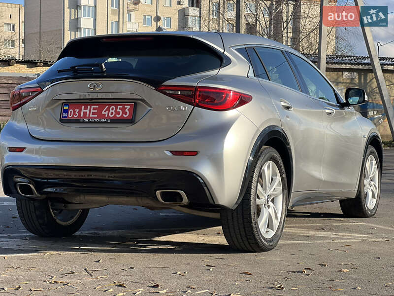Внедорожник / Кроссовер Infiniti QX30 2017 в Здолбунове