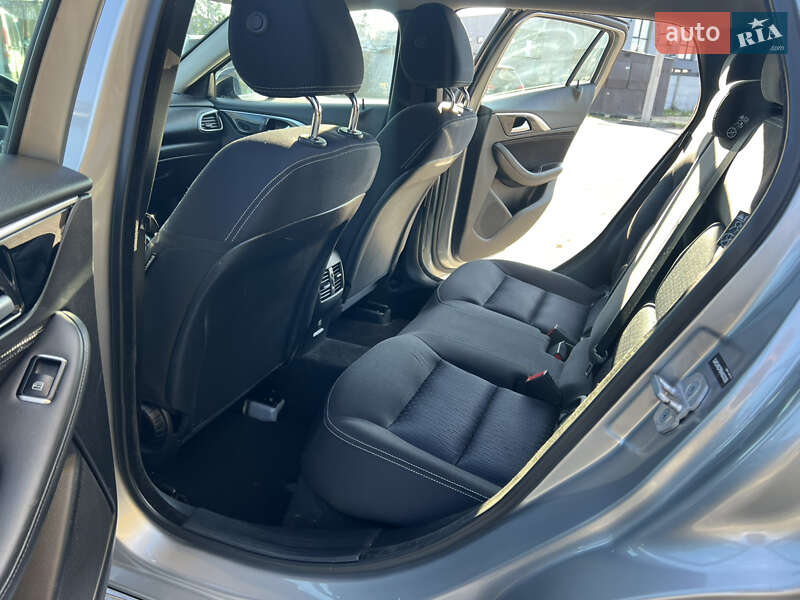 Внедорожник / Кроссовер Infiniti QX30 2017 в Здолбунове