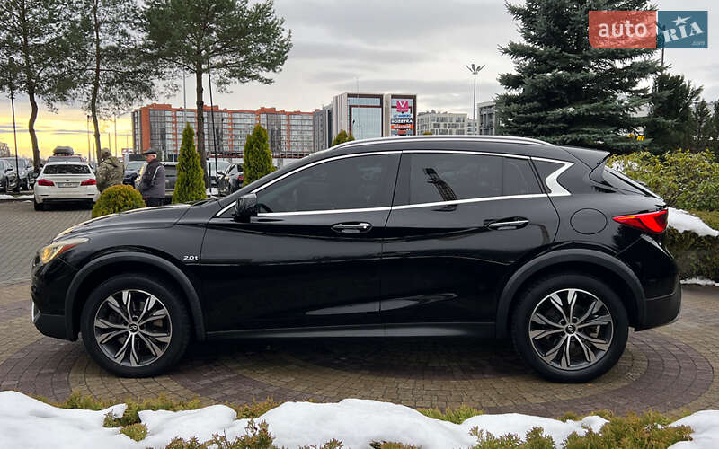 Внедорожник / Кроссовер Infiniti QX30 2016 в Львове