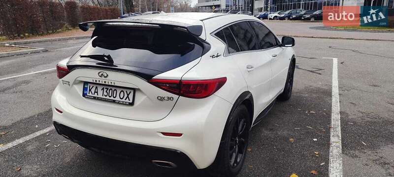 Позашляховик / Кросовер Infiniti QX30 2018 в Києві