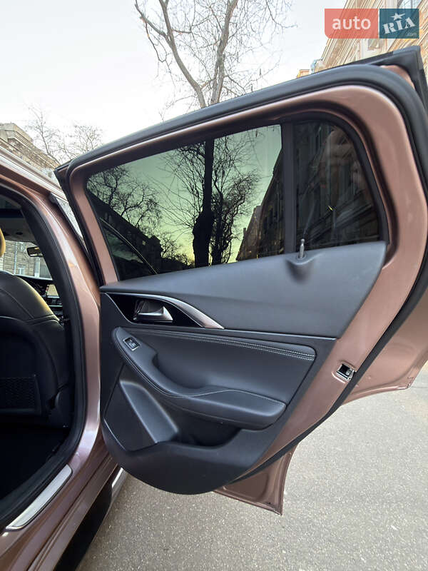 Позашляховик / Кросовер Infiniti QX30 2018 в Одесі фото 17 Позашляховик / Кросовер Infiniti QX30 2018 в Одесі