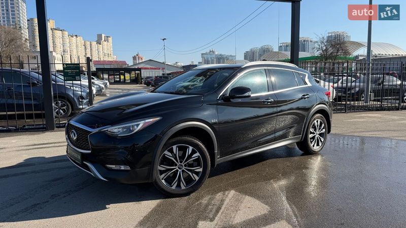 Infiniti QX30 2016