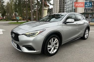 Позашляховик / Кросовер Infiniti QX30 2016 в Харкові