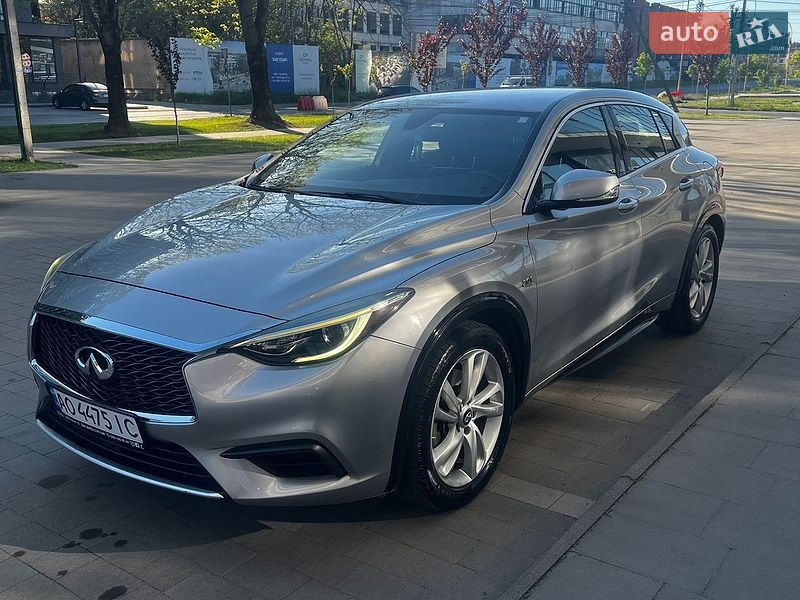Infiniti QX30 2017