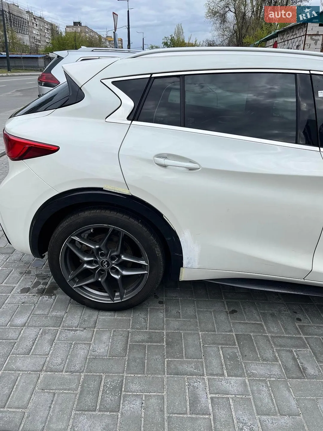 2017 Infiniti QX30 - мініатюра 5