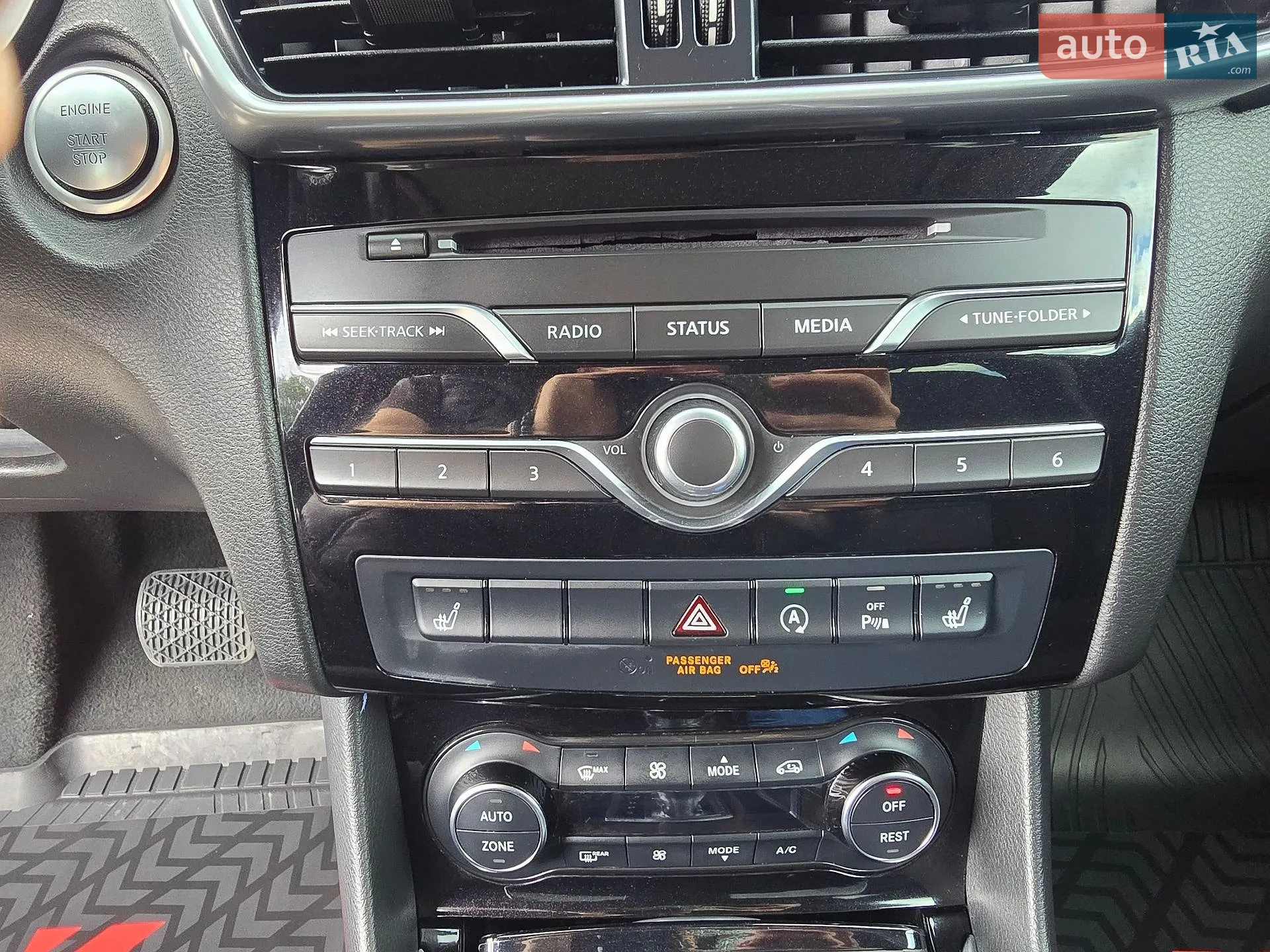 2018 Infiniti QX30 - мініатюра 36