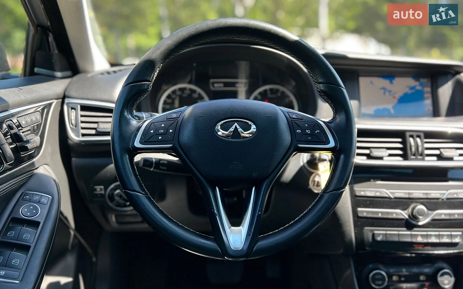 2016 Infiniti QX30 - мініатюра 11