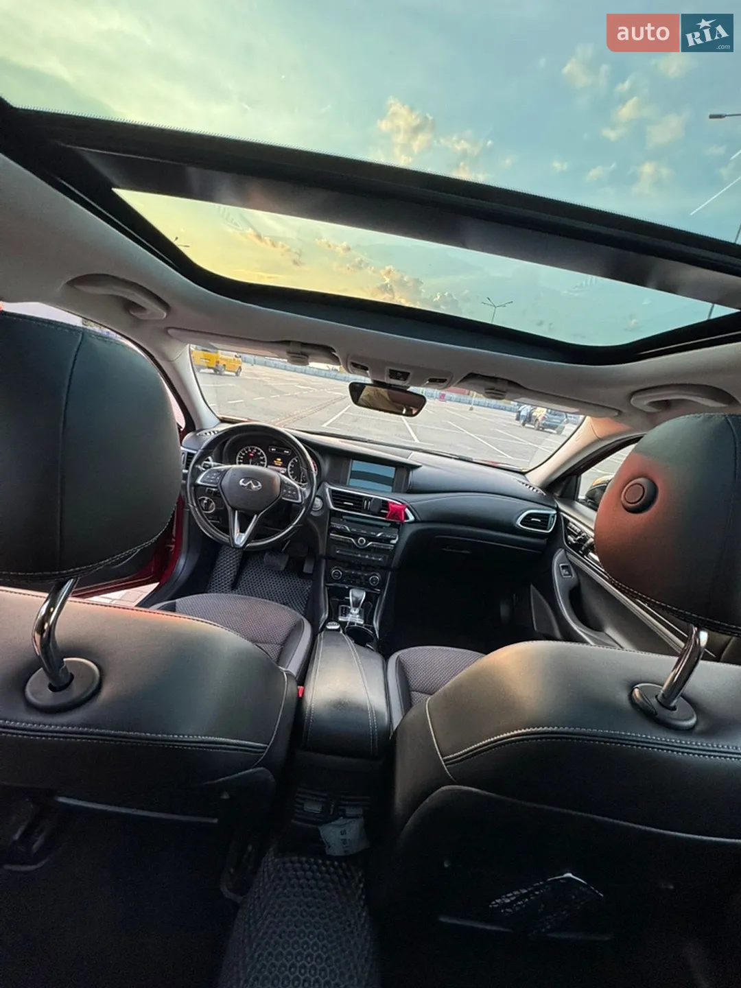 Infiniti QX30 2018 VIN SJKCH5CR4KA006987 фото оголошення 19 з 25