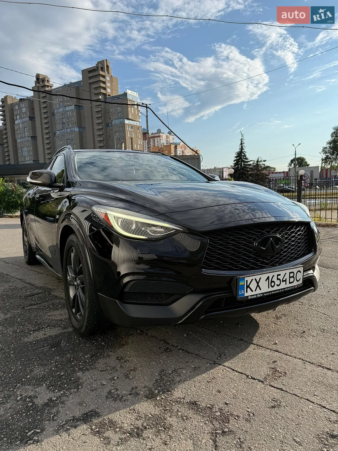 2017 Infiniti QX30 - мініатюра 6