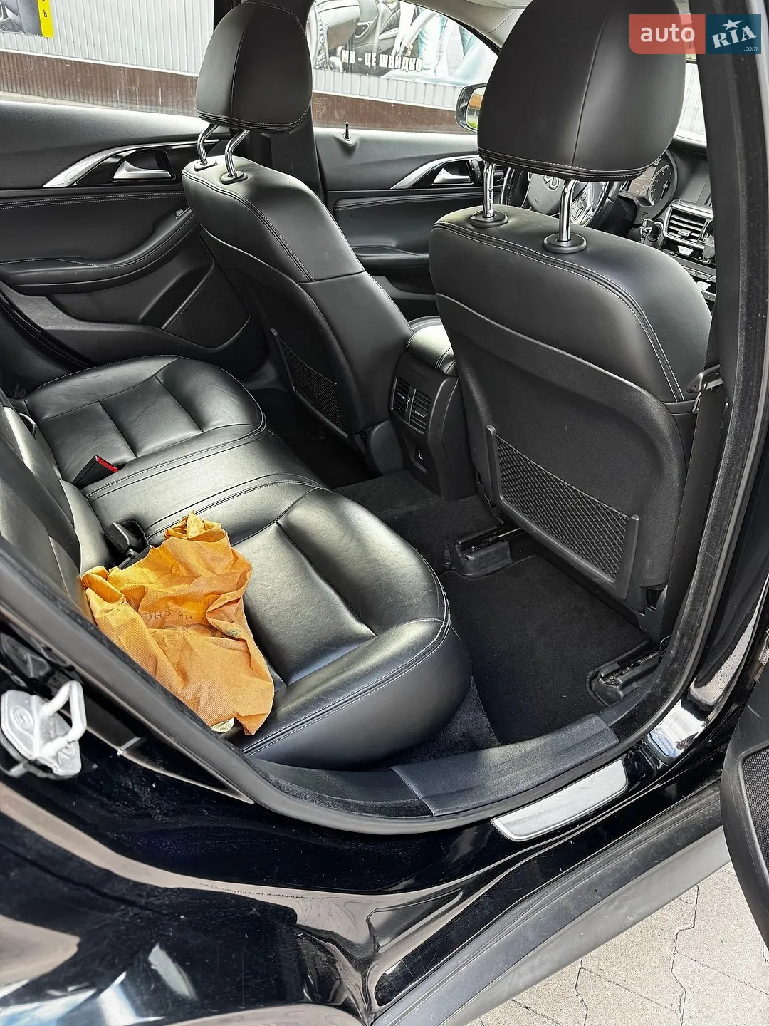 2016 Infiniti QX30 - мініатюра 6
