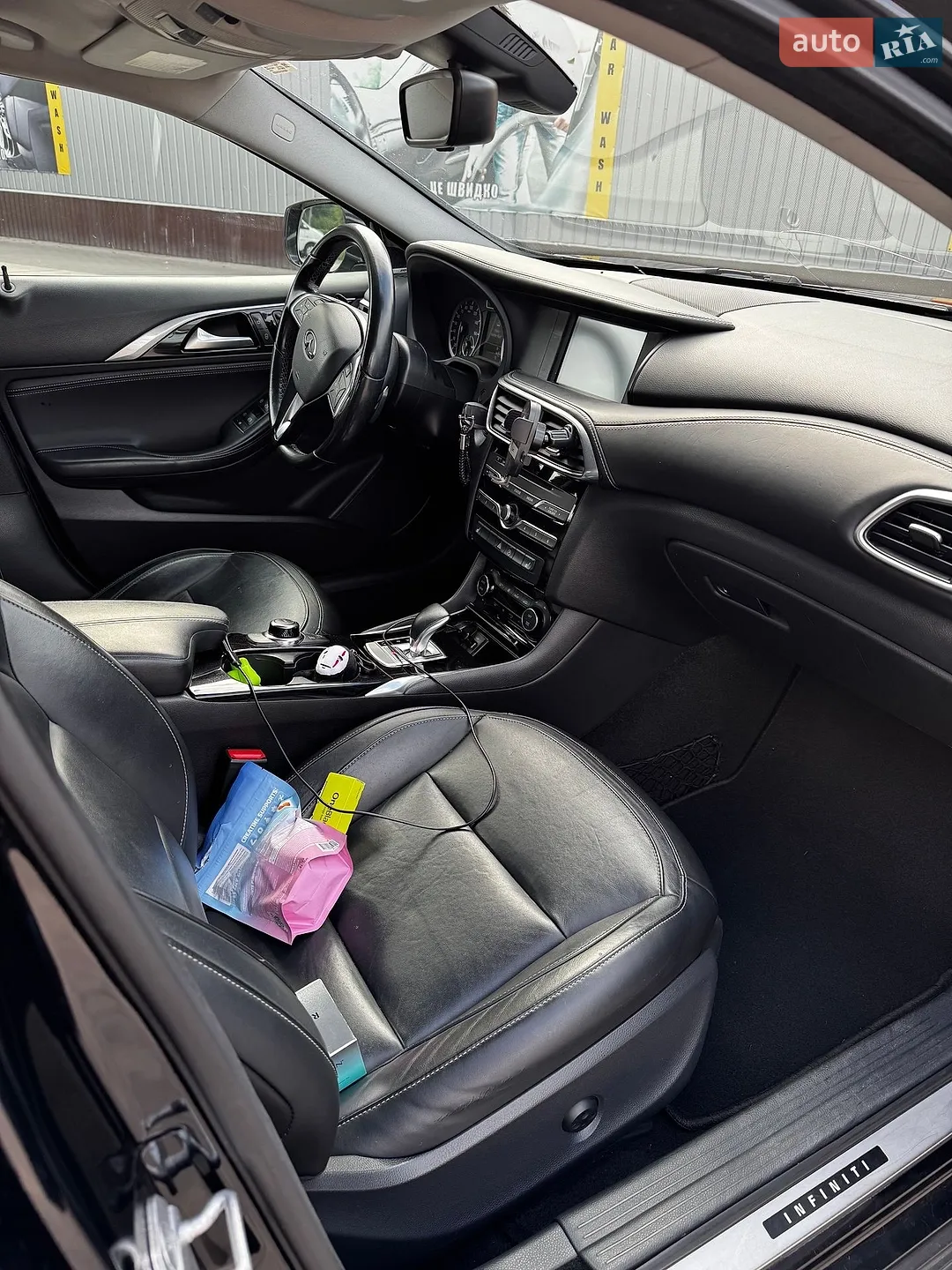 2016 Infiniti QX30 - мініатюра 7