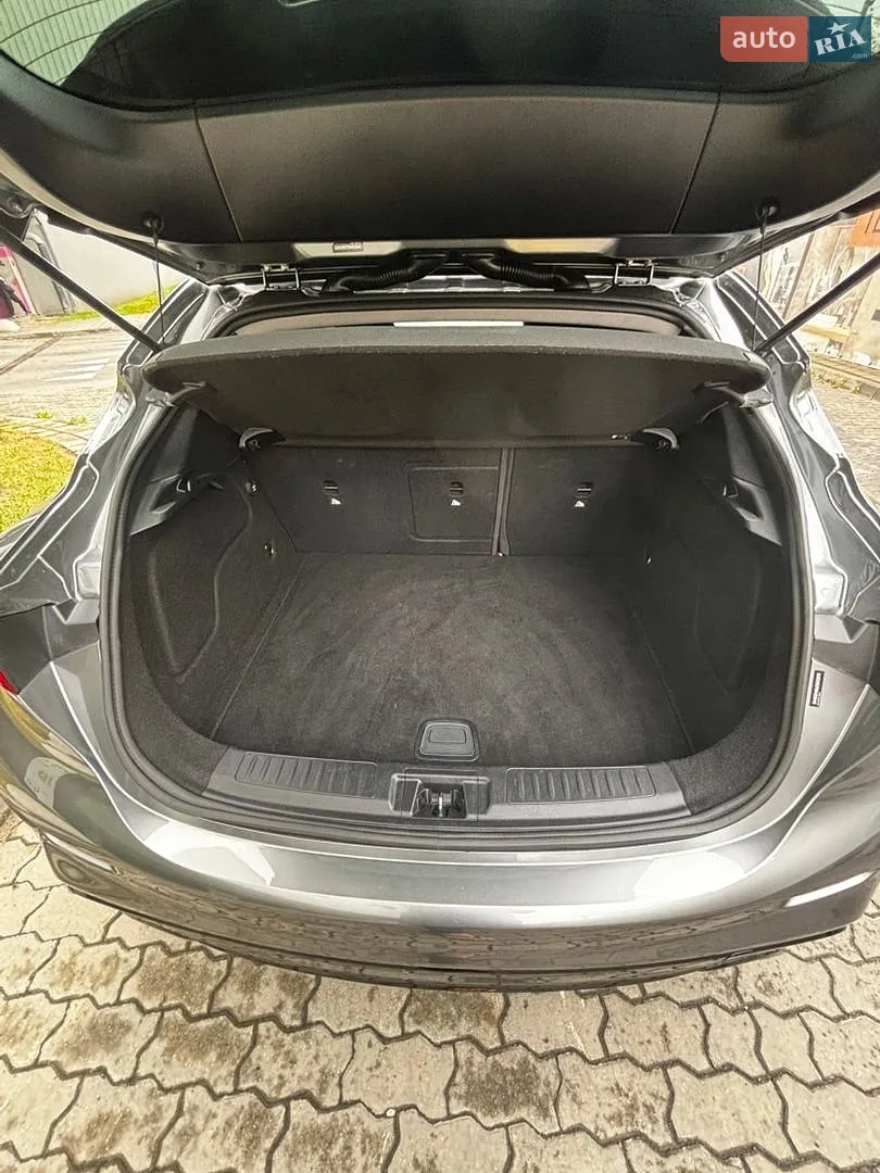 2016 Infiniti QX30 - мініатюра 11
