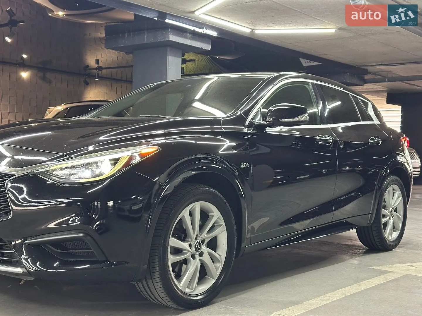 2017 Infiniti QX30 - мініатюра 8