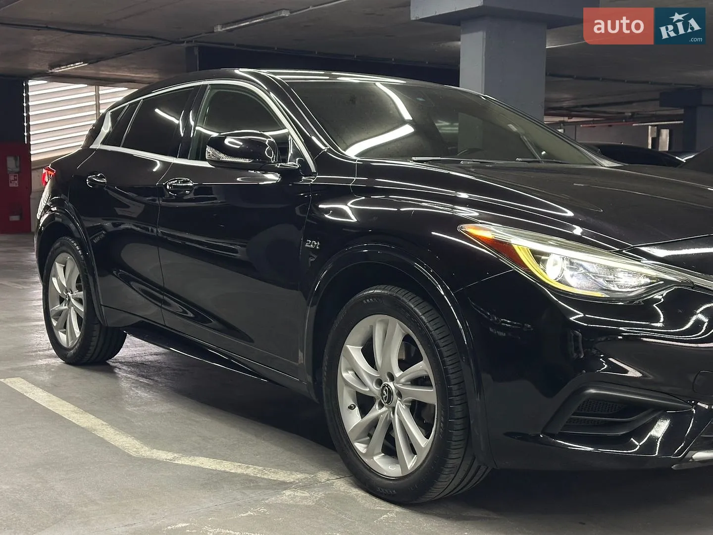 2017 Infiniti QX30 - мініатюра 11