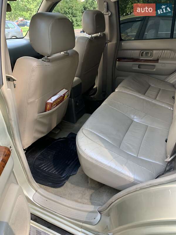 Внедорожник / Кроссовер Infiniti QX4 1997 в Киеве