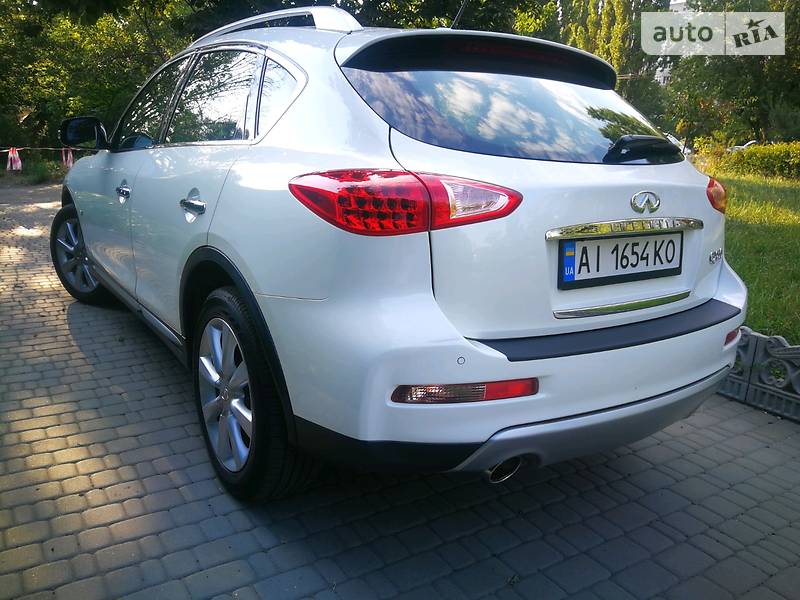 Позашляховик / Кросовер Infiniti QX50 2016 в Білій Церкві