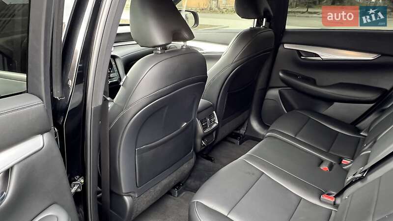 Внедорожник / Кроссовер Infiniti QX50 2020 в Новомосковске