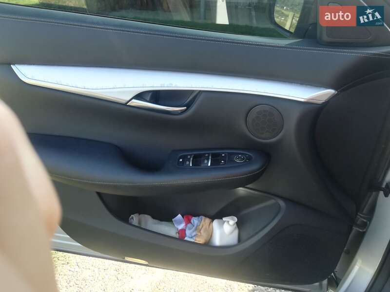 Внедорожник / Кроссовер Infiniti QX50 2018 в Виноградове