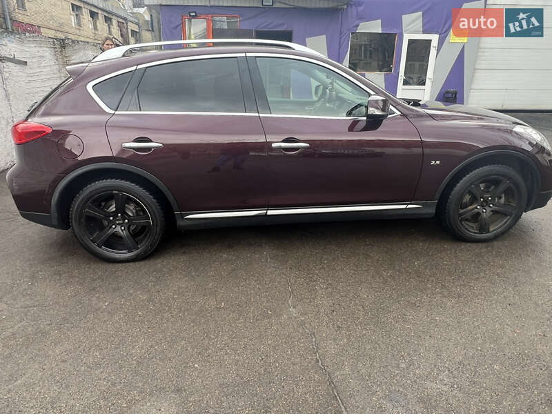 Внедорожник / Кроссовер Infiniti QX50 2017 в Киеве